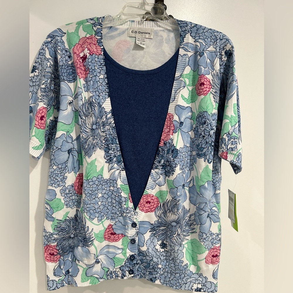 Women’s Short Sleeve blouse with attached tank